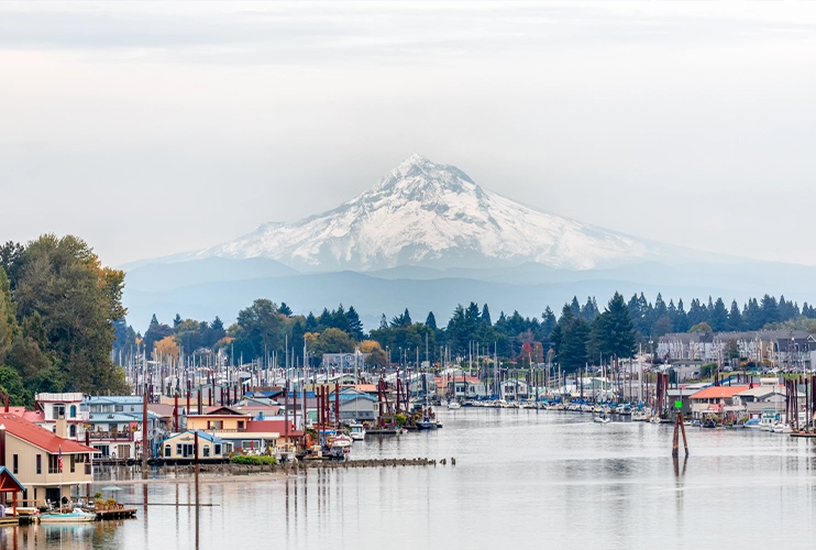 hoa community management in Hood River