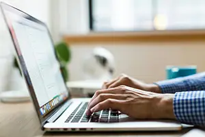can an hoa board make decisions by email